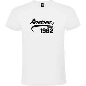 Wit T-shirt ‘Awesome Sinds 1982’ Zwart Maat XS