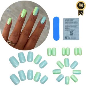 GUAPÀ® Plaknagels | 24 stuks valse nagels | Press On Nails | Holografische Nagels | Zelfklevende Plaknagels | Nepnagels | Compleet plaknagels starterspakket | Nagels Wraps | Nail Art | Zomer Nagels | 24 stuks plaknagels Chrome Spiegel Effect
