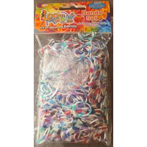 Loom Bandjes - Gestreept  - Rood - Wit - Blauw - Zwart - 600 stuks - Loombandjes  - Loomelastiekjes - Elastiekjes - Inlcusief S-Clips / Haakjes - Loom Twister