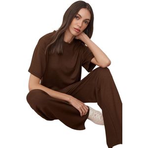 Trendyol Ecru Korte Mouwen Ronde Hals Ontspannen/Comfortabel Patroon Flexibele Gebreide Onderkant - Topset Twoaw26Au00084