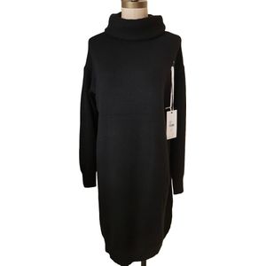 Dames jurk lang fijn gebreid met visgraat motief col zwart One size 38/42