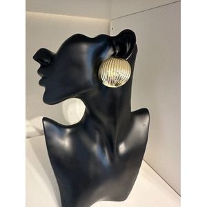 Goudkleurige getextureerde oorknoppen | Moederdag | Verjaardagscadeau| Cadeautje| Valentijnsdag| Kado | sieraden | vaderdag | oorbellen | oorsieraden