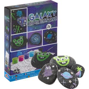 Grafix Galaxy Rock Painting - Set voor Happy Stones met 3 stenen, 5 kleuren verf, zilveren sterren en stickervel - Creatief speelgoed voor kinderen vanaf 5 jaar - Inclusief kwast