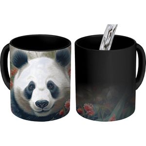 Magische Mok - Foto op Warmte Mokken - Koffiemok - Panda - Wilde dieren - Bloemen - Natuur - Magic Mok - Beker - 350 ML - Theemok