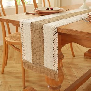 Tafelloper in Boheemse stijl met kwastjes - tafelloper met linnen weving - tafelloper met holle tafelkleed in landelijke stijl - geschikt voor de eettafel in de lente, woondecoratie - 30x90cm