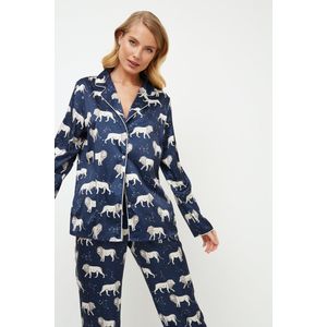 Blauwe dames pyjama Nala–pyjamahemd met lange mouw-knoopsluiting-lange broek met zakken-maat XL