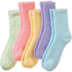 Dames Pluche Pantoffelsokken - 5 paar - Zachte en comfortabele winter pluche sokken - Warme slaapsokken - Koraal fleece sokken - Verdikte warme fleece sokken - Slaapkamer vloer sokken - Antislip sokken - Lichtblauw * Lichtroze * Paars * Lichtgroen *