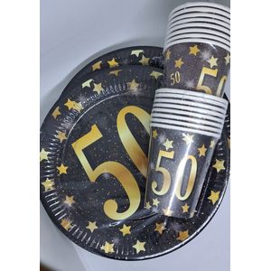33-delig-party-pakket-bordjes-bekertjes-confetti-50-jaar-jubileumfeestje-trouwfeest-Sarah-Abraham