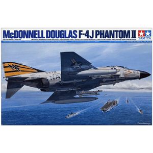 1:32 Tamiya 60306 McDonnell Douglas F-4J Phantom II Plane Plastic Modelbouwpakket