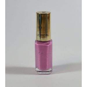 LOreal Color Riche Nail Polish 5ml - 216 Milk Shake in LA