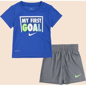 Baby nike pakje 2- delig t-shirt en broekje voetbal/ mijn eerste goal maat 80-86