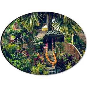 WallClassics - Dibond Ovaal - Stenen Beeld in Park vol Planten - 28x21 cm Foto op Ovaal (Met Ophangsysteem)