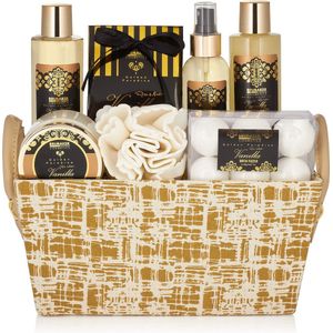 BRUBAKER Cosmetics Bad en Body Set - Vanille Mint Geur - Cadeautip Vrouw - Cadeau Idee - 14-delige Cadeauset in mand - Cadeau - Moederdag Cadeautje