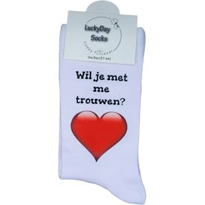 Wil je met me trouwen - Verjaardags cadeau - vrolijke sokken - aanzoek sokken - Love sokken - Hart sokken - Hou van je - Witte sokken - valentijns cadeau - sokken met tekst - Bruiloft - grappige sokken - Socks waar je Happy van wordt - Maat 37-44