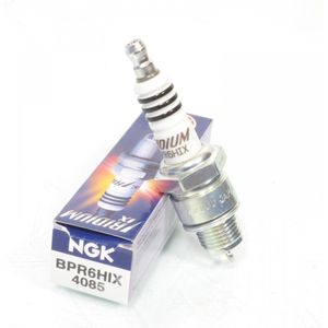 Bougie d'allumage NGK pour Scooter Peugeot 50 Rapido Après 2010 Neuf