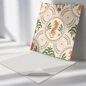 Wallfluent Vinyl Wandpaneel - Tropisch luipaardpatroon Zelfklevende Wandbekleding - 50 cm x 50 cm - Romig Vinyl Wandpaneel - 4 stuks - Vierkant Wandbekleding Vinyl - Dieren Wandpaneel - Wandpaneel PVC - Wandpaneel Keuken en Badkamer