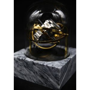 Tourbillon horlogeopwinder in grijs Emperador marmer en goud stalen ringen - Elbrus Horology - Gyrowinder Orbit Watch Winder