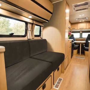 Stretch Fluweel Stoelhoes voor Caravan en Auto - Kussenhoezen met Anti-slip Riemen