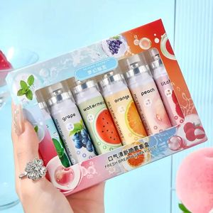 Ademverfrissende Spray - Frisse Adem – 6 Smaken - Perzik - Druif - Lychee - Watermeloen - Sinaasappel - Munt – Alcoholvrije Mondspray – Handige Mini Oral Care voor Date, Restaurant en Reizen – Frisse Adem Altijd en Overal - Binnen Hand Bereik