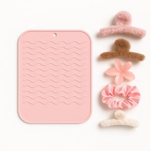 Siliconen Mat - Hittebestendig - 2 in 1 - Bescherming tot 230°C & Opberging voor Stijltang, krultang, Föhn - Veilig & Compact - Antislip - Incl haar accesoires