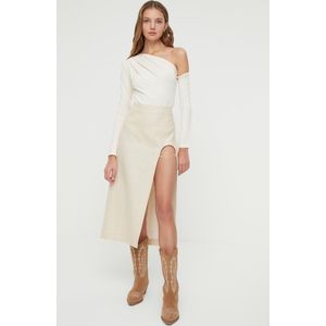 Trendyol Fuchsia Asymmetrische Kraag Lange Mouw Flexibele Gebreide Bodysuit Met Drukknopen Twoaw22Bd0080