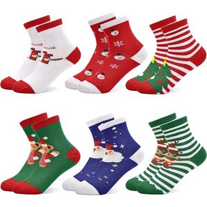 Sokken - Kerstsokken - Kindersokken - Kerstkousen voor meisjes - Sokken voor peuterjongens - Unisex - Kerstmis - Vakantie cartoon sokken - Geschikt voor kinderen van 4-6 jaar - 6 paar sokken - Maat M