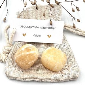 Geboortesteen november - Calciet trommel sneeuwzakje - edelstenen - knuffelsteen - gefeliciteerd - verjaardag cadeau man/vrouw - geluksbrenger - brievenbus kado