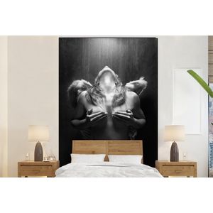 Vrouw - Engel - Veren - Portret - Zwart wit