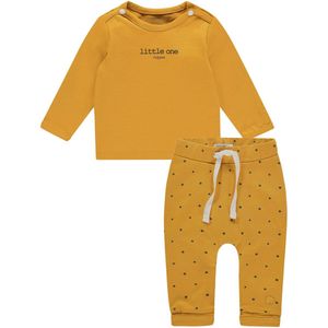Noppies - kledingset - 2 delig - Broek Kris Oker met sterretjes - Shirt Hester Oker - Maat 44