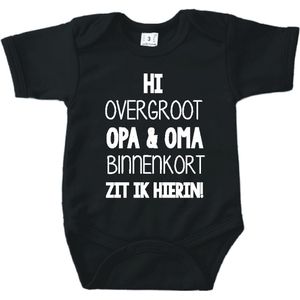 Baby romper met tekst zwangerschap aankondiging | Hi overgroot opa en oma binnenkort zit ik hierin | Zwart | korte mouw | maat 56 cadeautje zwangerschap aankondiging bekendmaking | Cadeautje 100% katoen.