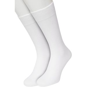 Bonnie Doon Basic Sokken Heren Wit maat 40/46 - 2 paar - Basis Katoenen Sok - Gladde Naden - Brede Boord - Uitstekend Draagcomfort - Goede Pasvorm - 2-pack - Multipack - Effen - White - OL6324012.103