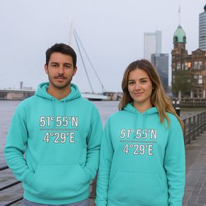 Hoodie met Coördinaten van Rotterdam – turquoise Unisex Trui – Stijlvol Stadsdesign & Comfortabele Pasvorm – Maat S