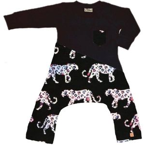 Onesie geschikt voor Pavlik, gipsbroek en Broek geschikt voor Pavlik, gipsbroek en spreidbroek Panterfiguren zwart/ zwart