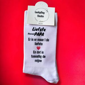 Liefste Bonus papa - Bonus vader - Jij bent de liefste bonuspapa - Mijn Bonus Papa is de beste - Hou van je - Verjaardag - Gift - Papa cadeau - Pap -Sokken met tekst - Witte sokken - Cadeau voor man - Kado - Sokken - Verjaardags cadeau voor hem - Vad
