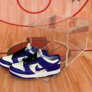 Nike Dunk Low (Paars-Wit) - per paar inclusief doorzichtige doos