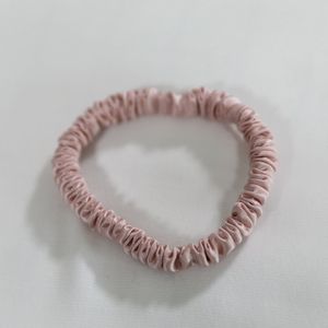 Premium 100% Silk / Zijden Scrunchies l Haarelastiekje | Dag & Nacht l Set van 2 | 25 momme - Lichtroze