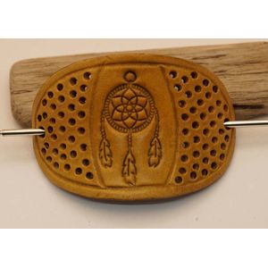 Leren beige haarspeld dromenvanger met siergaatjes + metalen haarstok - haarspeld dreamcatcher - haarspeld leer - mooie dames haarspeld - vrouwelijke haarspeld - sierlijke haarspeld - stevige haarspeld - unieke haarspeld - haarspeld sierlijke