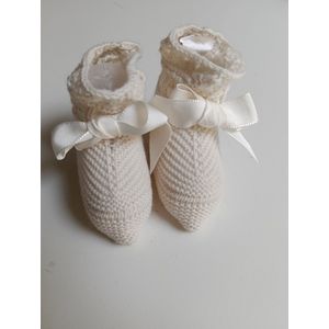 Mac Ilusion Gebreide Baby Slofjes / babysokjes| PA61 |Natural / beige |Unisex |Met striklint | Newborn