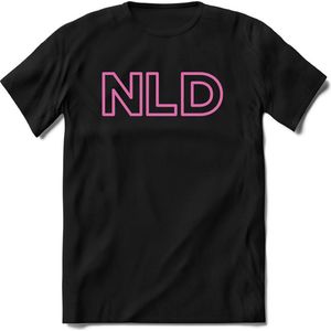 Nederland - Licht Roze - T-Shirt Heren / Dames  - Nederland / Holland / Koningsdag Souvenirs Cadeau Shirt - grappige Spreuken, Zinnen en Teksten. Maat M