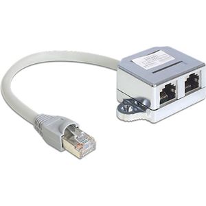 Delock RJ45 Port Doppler 1 x RJ45 Stecker zu 2 x RJ45 Buchse
