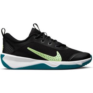 Nike omni Multi-Court - Maat 40 - Sneakers - Zwart - Unisex