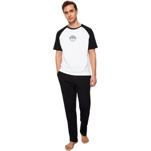 Trendyol Zwart-Wit Bedrukte Raglanmouwen Gebreide Pyjamaset Met Normale Pasvorm Tmnss24Pt00014