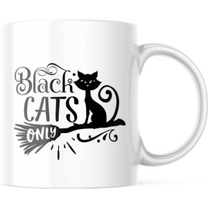 Halloween Mok met tekst: Black Cats only | Halloween Decoratie | Grappige Cadeaus | Grappige mok | Koffiemok | Koffiebeker | Theemok | Theebeker