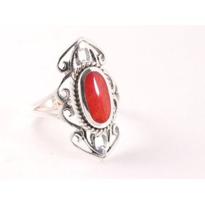 Opengewerkte zilveren ring met rode koraal steen - maat 17