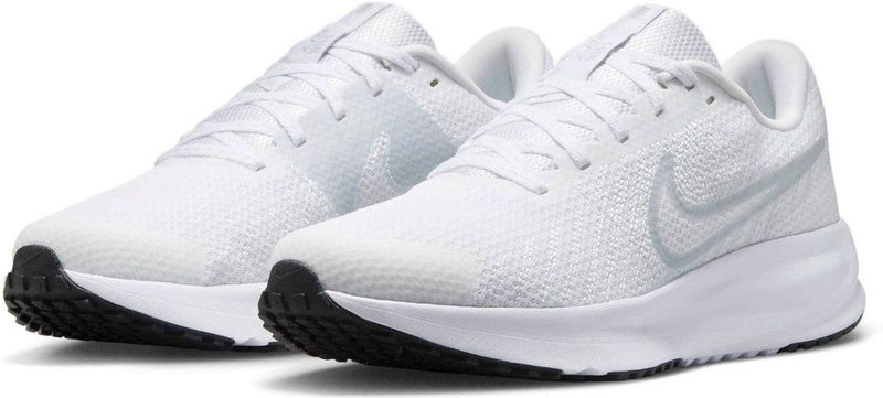 Nike - Defy - Hardloopschoenen - Ademend Bovenwerk - Betrouwbare Grip