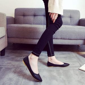 Provento - Comfortabele Zwarte Ballerina's met Puntige Neus voor Dames, Maat 39EU