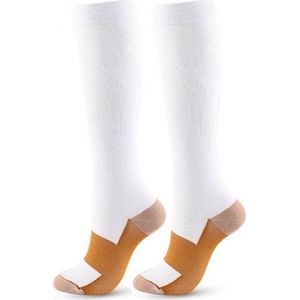 Jumada's Steunkousen / Compressiekousen - Elastische Hardloop / Sport / Vliegtuig Compressie Sokken - Reissokken / Reis Kousen - Running Travel Socks - Heren / Dames - Set Van 1 Paar - Steunkousen Kopergeweven - Maten S/M - Wit/Bruin