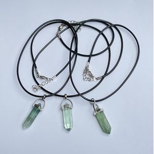 Wellness-House | Veterketting Hexagon Groene Fluoriet | Ketting Met Natuursteen | Fluoriet | Hexagon Hanger | Unisex Ketting | Kettinglengte 45+5CM | Genderneutraal | Bescherming | Zen | Denken | Gedachten Ordenen | Balans | Cadeau