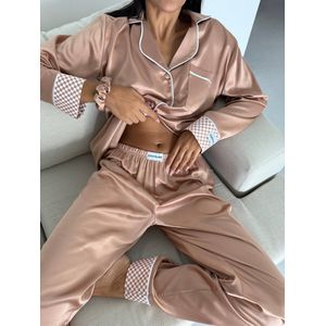 Satijnen Dames Pyjamaset- Luxe Pyjamaset- Pyjama- Nachtkleding Beige Maat S