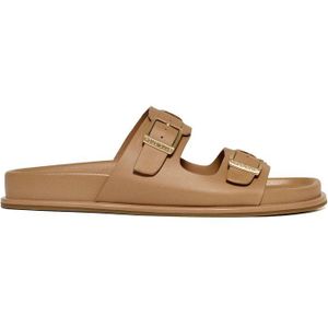 Camelkleurige bio sandalen ‘Blake’ met gespen